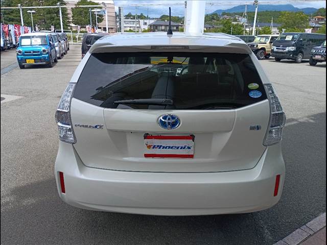 Prius Alpha