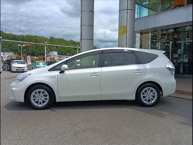 Prius Alpha