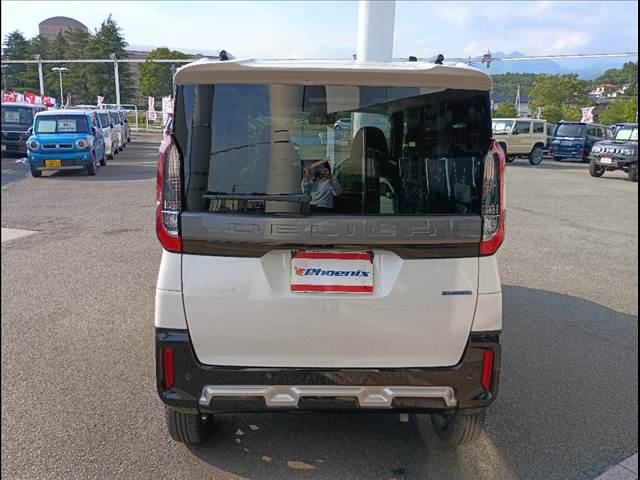 Delica Mini