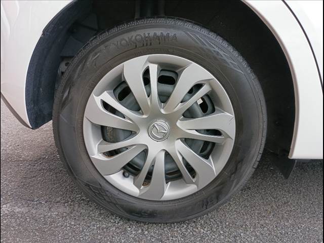 MAZDA2