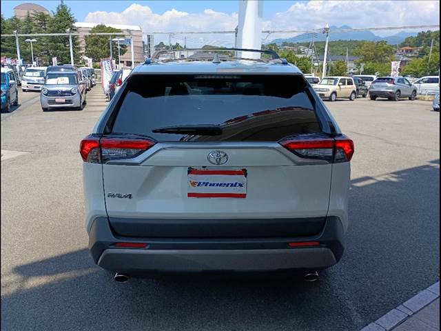 RAV4