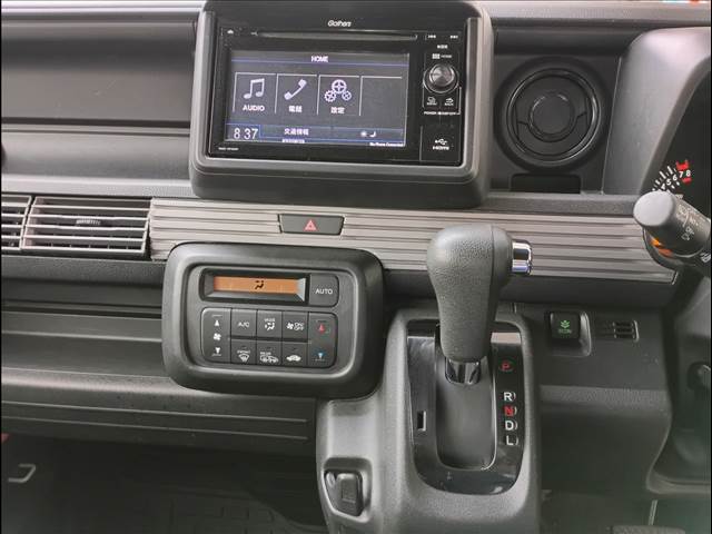 N-VAN
