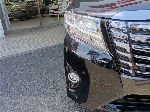 Alphard Hybrid