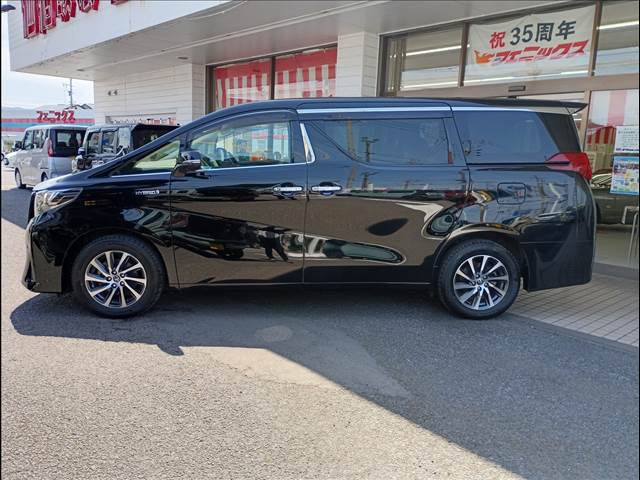 Alphard Hybrid