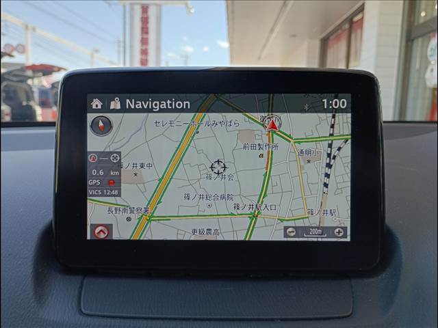MAZDA2