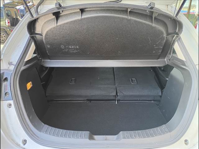 MAZDA2