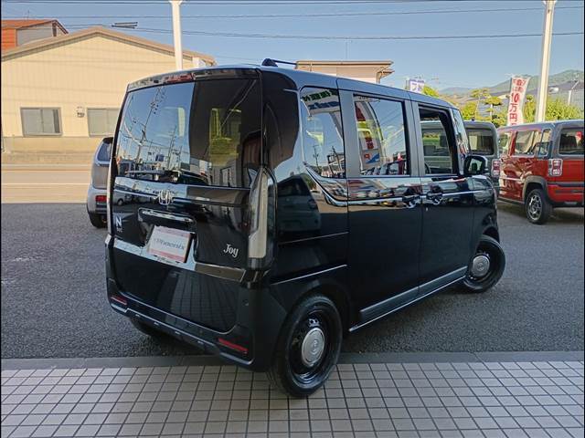 N-BOX