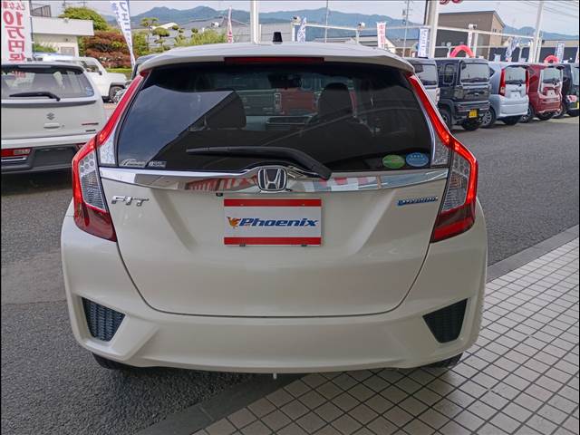 フィットハイブリッド