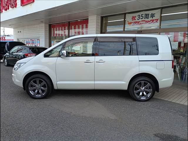 Delica D5