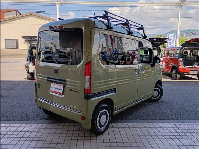 N-VAN
