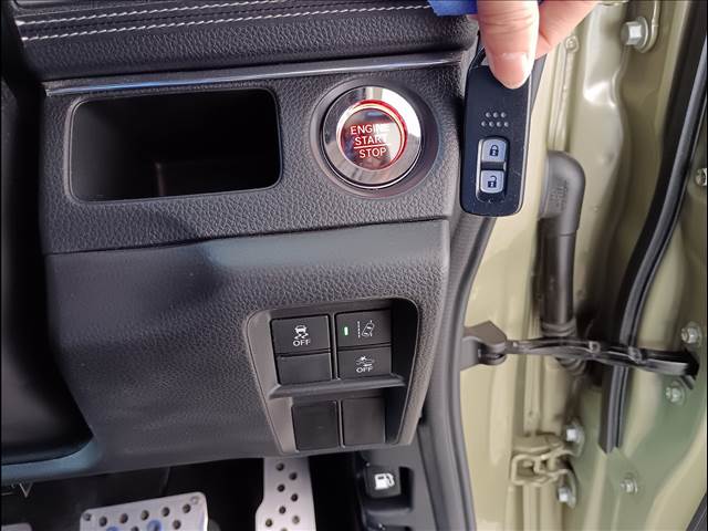 N-VAN