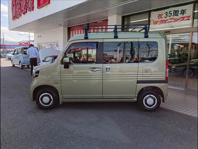 N-VAN
