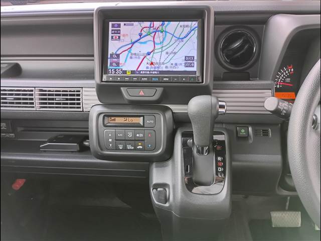 N-VAN