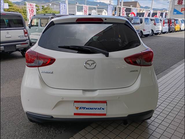 MAZDA2