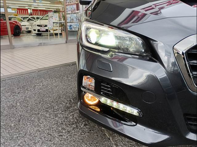 レヴォーグ