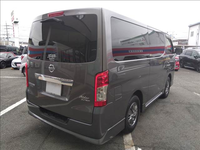NV350 Caravan