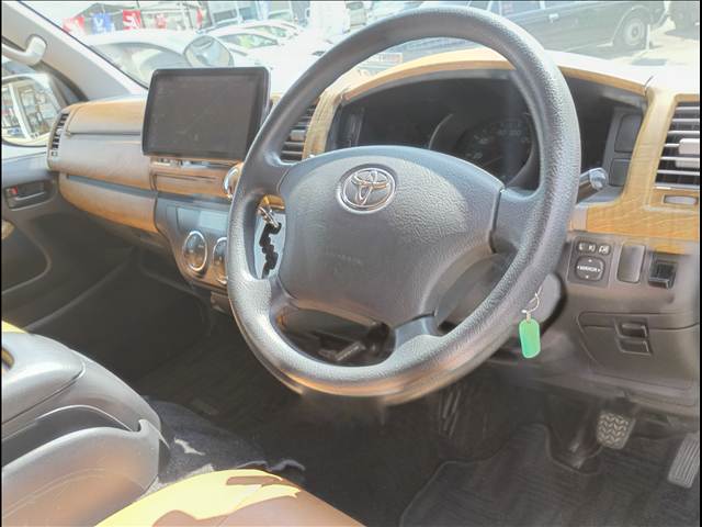 Hiace van long body