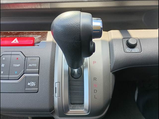 ステップワゴン 2WD