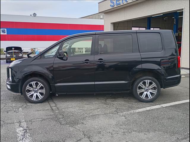 Delica D5