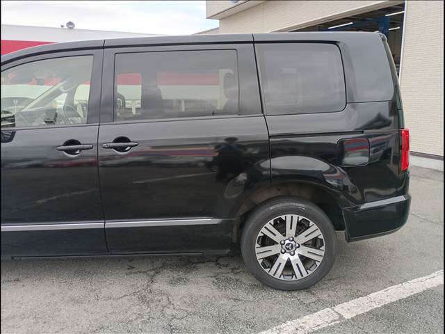 Delica D5