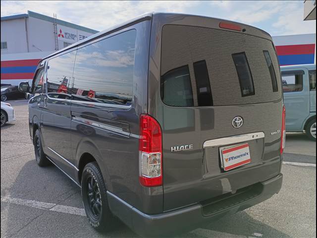 Hiace Van