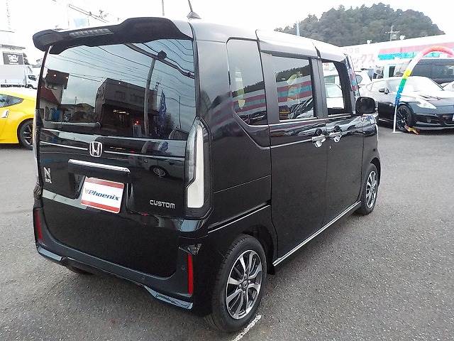 N-BOX