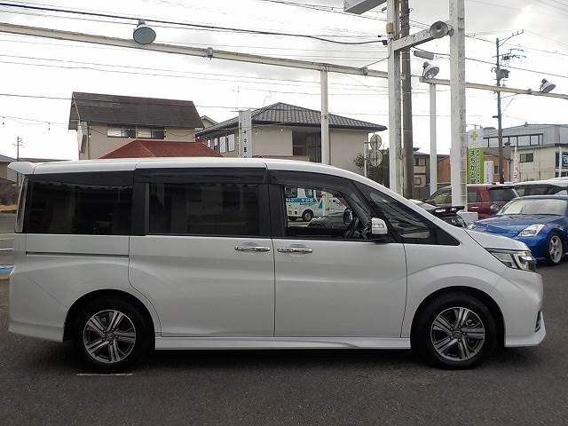 Step Wagon Spada