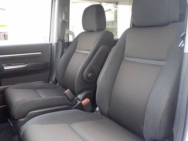 Step Wagon Spada