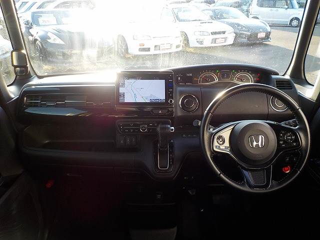 N-BOX