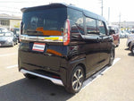 eK Cross Space