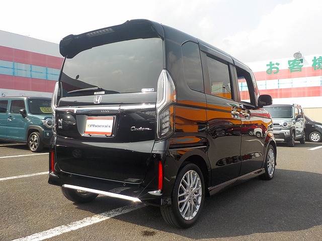 N-BOX