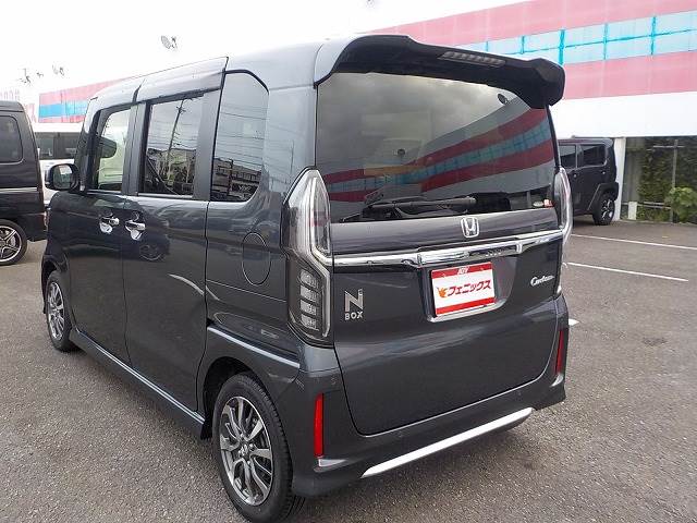 N-BOX