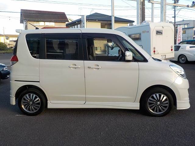 Delica D2