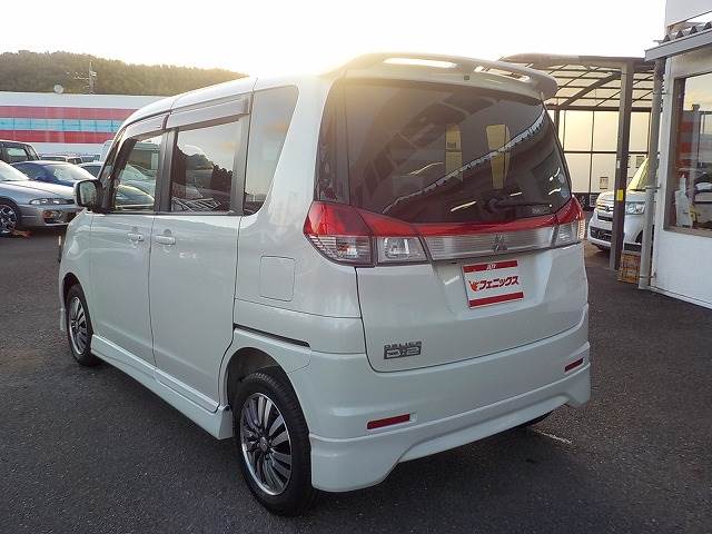 Delica D2