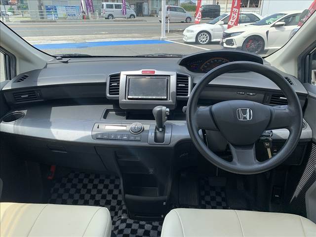 Freed 2WD