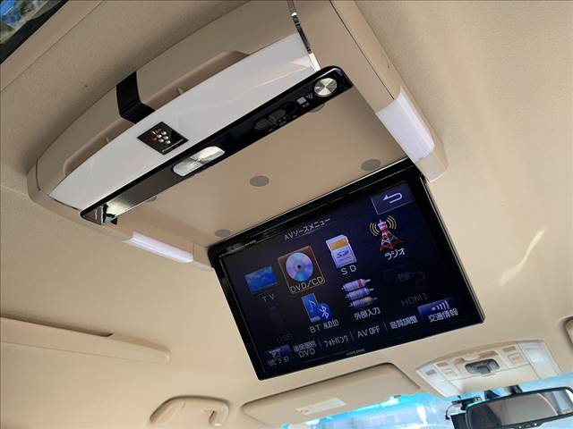 Alphard Hybrid