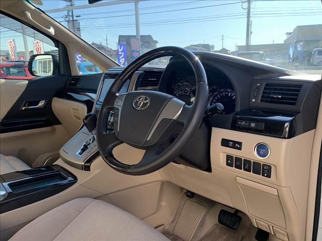 Alphard Hybrid
