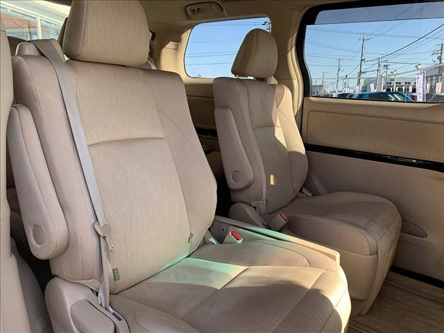 Alphard Hybrid
