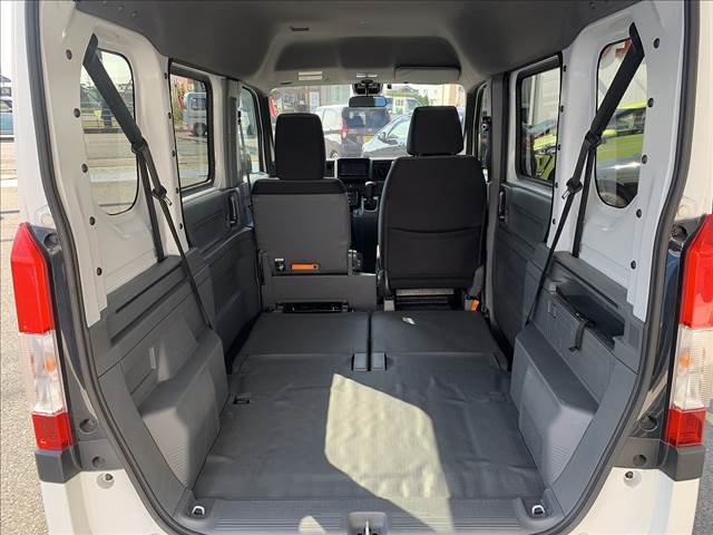 N-VAN