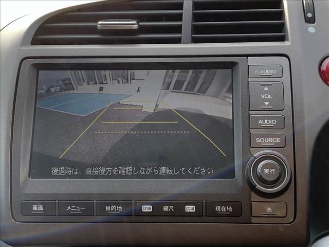 ストリーム 2WD