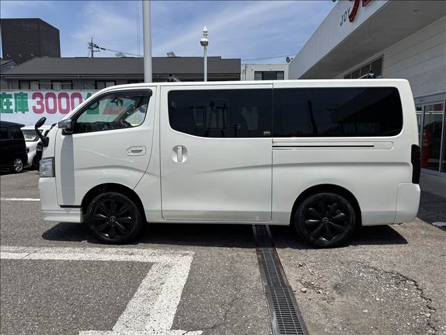 NV350 Caravan