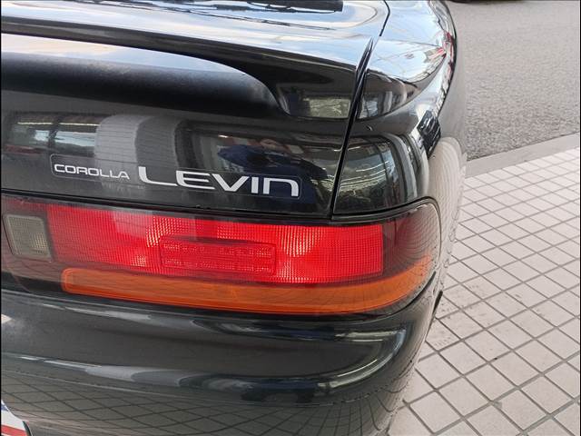 Corolla Levin
