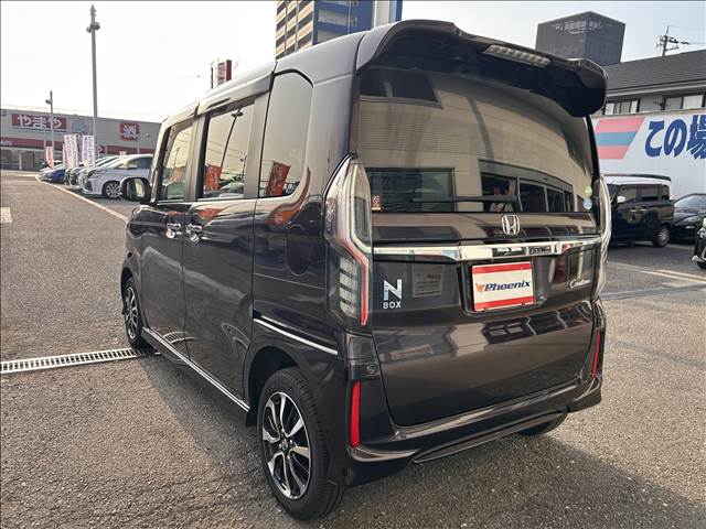N-BOX
