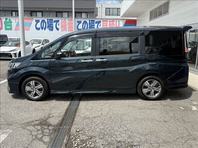 Step Wagon Spada