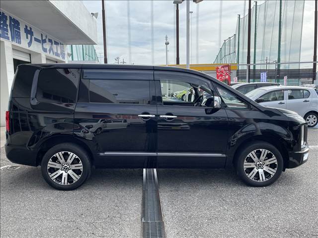 Delica D5
