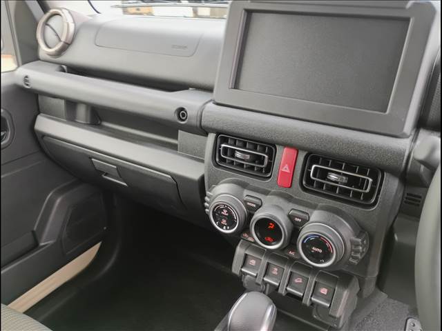 Jimny Nomad