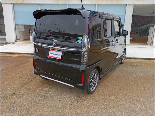 N-BOX