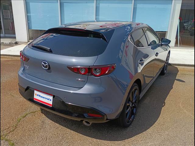 MAZDA3 FASTBACK