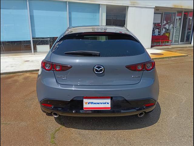 MAZDA3 FASTBACK