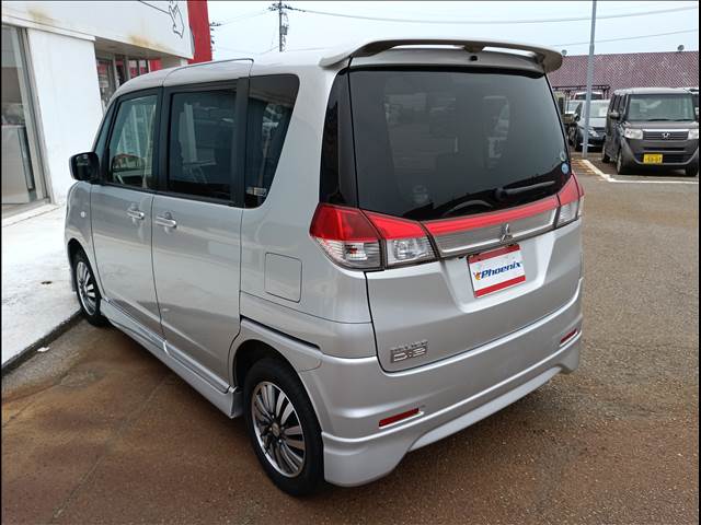 Delica D2